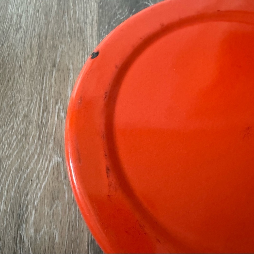 1970s Enamel Orange Stovetop Pot with Lid Medium Size - Picture 9 of 12